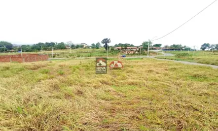 Próximo ao Parque Aquático Happy Kids - Pronto para construir!!