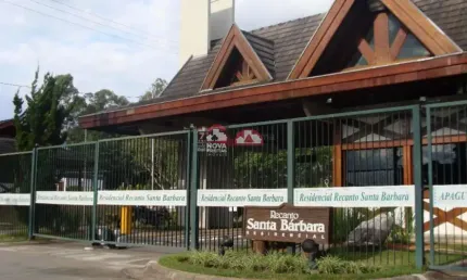Terreno em condomínio fechado à venda na Avenida Jambeiro, Km 22,5, Tapanhao, Jambeiro