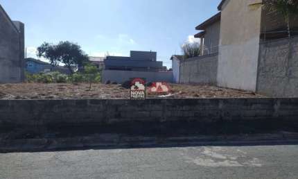 Terreno à Venda no Vila Branca em Jacareí com 250 m²