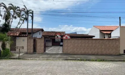 Casa com 3 quartos à venda na Rua Nove, 318, Pontal de Santa Marina, Caraguatatuba