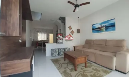 Charmoso sobrado Massaguaçu para locação ou venda com 2 suítes, mobiliado à 80 metros da orla. Excelente localização.