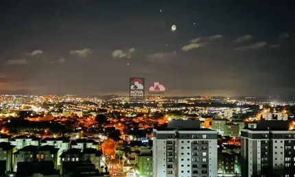 Apartamento à Venda no Jardim Califórnia em Jacareí