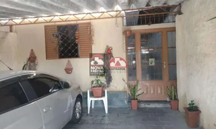 Casa com 2 quartos à venda na Rua Lamartine Babo, 272, Vila Tesouro, São José dos Campos