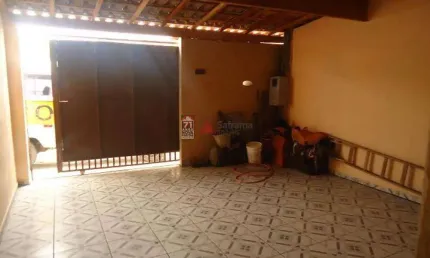 Casa com 2 quartos à venda na Rua Pinina, 148, Residencial Maricá, Pindamonhangaba