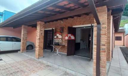 Casa com 3 quartos à venda na Rua Benedito Izidoro de Moura, 210, Jardim Terralão, Caraguatatuba