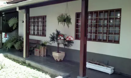 Casa com 4 quartos à venda na Rua Newton Vieira Novaes, 132, Bosque dos Eucaliptos, São José dos Campos