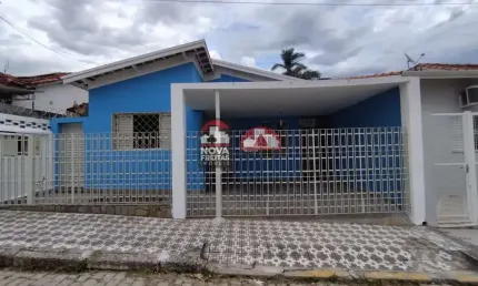 Casa com 3 quartos à venda na Rua Francisco José Monteiro Oliveira, 83, Centro, Pindamonhangaba