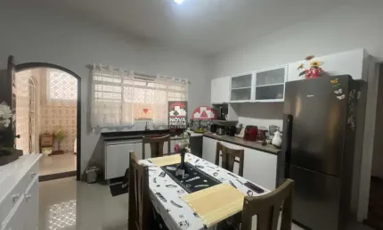 CASA 165 M² COM 4 DORMITORIOS À VENDA NO MONTE CASTELO EM SÃO JOSÉ DOS CAMPOS/SP