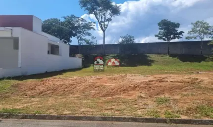 Terreno à venda na Rua Caramuru, s/n, Condomínio Residencial e Comercial Moema Ville, Pindamonhangaba