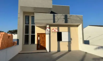 Casa com 3 quartos à venda na Rua Jasmim, 34, Condomínio Residencial e Comercial Laguna, Pindamonhangaba