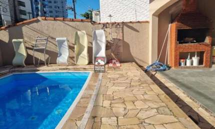 CASA AMPLA COM PISCINA E CHURRASQUEIRA - PRAIA MARTIM DE SÁ