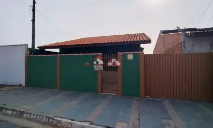 Casa com 3 quartos à venda na Rua Galdino Jesus dos Santos, 264, Vila Suiça, Pindamonhangaba