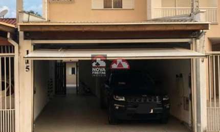Casa com 3 quartos à venda na Rua Irmã Maria Esperança Degásperi, 115, Santana, Pindamonhangaba