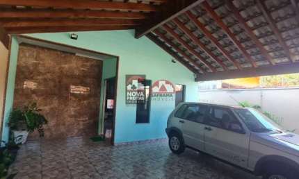 Casa à Venda no Parque das Palmeiras - Pindamonhangaba