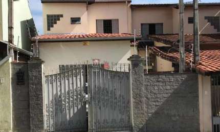 Casa com 3 quartos à venda na Rua Professor Mário Bulcão Giudice, 39, Jardim Boa Vista, Pindamonhangaba
