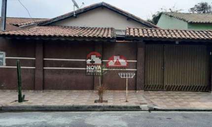 Casa com 3 quartos à venda na Rua Manaus, 31, Conjunto Habitacional Terra dos Ipês I (Norte), Pindamonhangaba