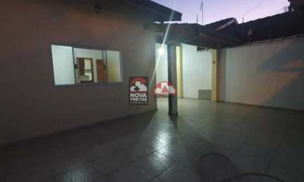 Casa com 3 quartos à venda na Rua Armando Goffi, 26, Loteamento Residencial Andrade, Pindamonhangaba