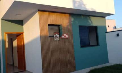 Casa com 3 quartos à venda na Rua Professora Terezinha Moreira dos Santos Costa, 63, Loteamento Santa Clara, Pindamonhangaba