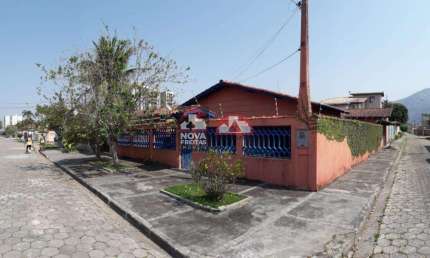Casa com 5 quartos à venda na Avenida Paraná, 1210, Indaiá, Caraguatatuba
