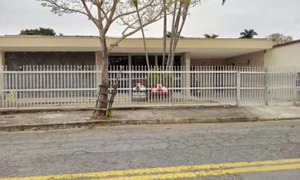 Casa à venda com 3 Domitórios 450m² de construção - JARDIM ESPLANADA - SÃO JOSÉ DOS CAMPOS