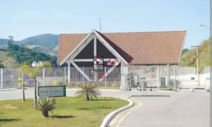 Terreno em condomínio fechado à venda na Rodovia Professor Julio De Paula Moraes, 7929, Tapanhao, Jambeiro