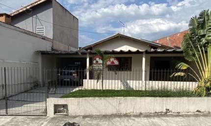 Casa com 3 quartos à venda na Rua Paraguai, 141, Jardim Caçapava, Caçapava