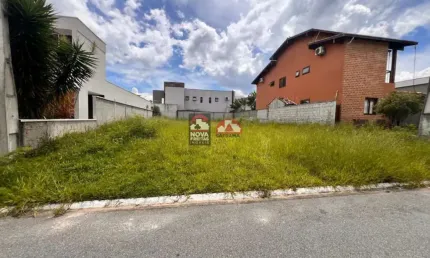 Terreno à Venda no Condomínio Real Ville - Pindamonhangaba