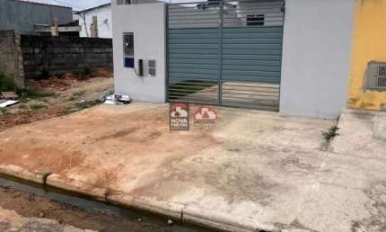 Excelente casa bem localizada nova e aceita financiamento