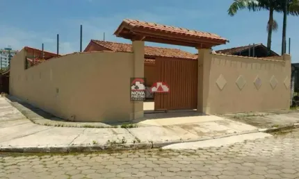 Casa com 3 quartos à venda na Rua Paty, Casa, 521, Martim de Sá, Caraguatatuba