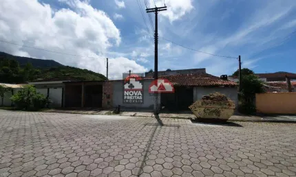 Casa com 9 quartos à venda na Rua Comendador Salvador Lyria Lopes, 258, Martim de Sá, Caraguatatuba