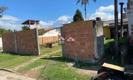 Venda de Casa - Edícula no bairro Morro do Algodão em Caraguatatuba/SP