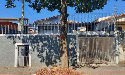 Casa com 3 quartos à venda na Rua Doze de Outubro, 118, Monte Castelo, São José dos Campos