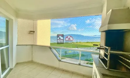 Apartamento com Vista para o Mar, e varanda gourmet com churrasqueira