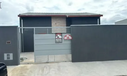 Casa em Construção à Venda no Portal dos Eucaliptos - Pindamonhangaba