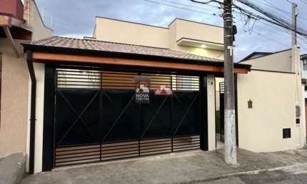 Casa com 3 quartos à venda na Rua Geraldo Prudente dos Santos, 67, Vila Suiça, Pindamonhangaba