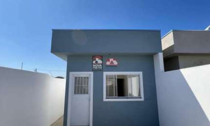 Casa à Venda no Portal dos Eucaliptos em Pindamonhangaba