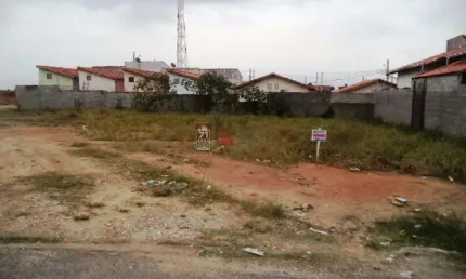 Terreno Espetacular de 993m² para Seu Projeto de Vida ou Investimento!