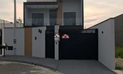 Casa com 3 quartos à venda na Rua Adilson Palma De Alvarenga, 90, Loteamento Santa Clara, Pindamonhangaba