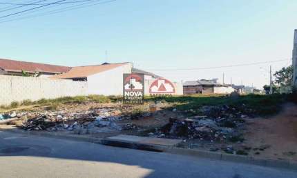 Terreno Misto 200m² em Área de Crescente Valorização: Seu Investimento Inteligente!