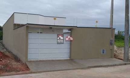 Casa à venda no bairro Loteamento Residencial e Comercial Flamboyant em Pindamonhangaba/SP!