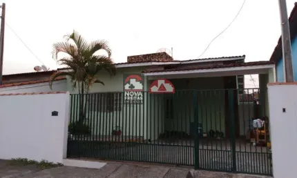 Casa com 3 quartos à venda na Rua Ana Andrade Vilela, 38, Loteamento Residencial Andrade, Pindamonhangaba