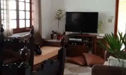 Casa com 3 quartos à venda na Rua Doutor Álvaro Leme Celidônio, s/n, Quadra Coberta, Pindamonhangaba