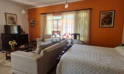 Casa com 5 quartos à venda na Rua Enéas de Mesquita, 87, Jardim Mesquita, Jacareí