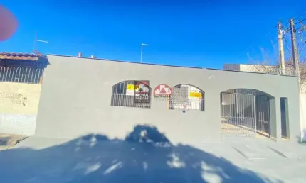 Casa com 2 quartos para alugar na Avenida Brasília, 165, Indaiá, Caraguatatuba