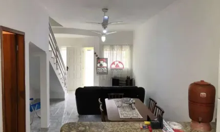 Imóvel disponível para locação em Caraguatatuba, pertinho da Praia Martim de Sá!