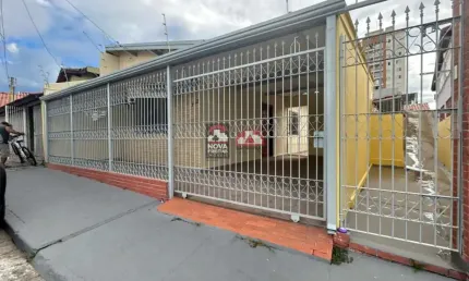 Casa com Edícula à Venda no Bairro Santana, São José dos Campos/SP