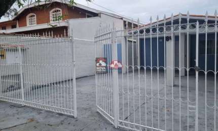 Casa à Venda com 2 dormitórios no Vista Verde em SJC