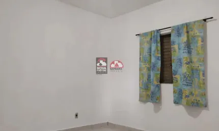 Locação casa com 2 dormitórios no bairro Monte Castelo