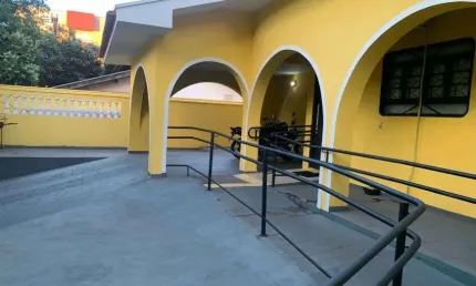 Casa comercial para alugar na Avenida Romeu Strazzi, 9999, Cidade Nova, São José do Rio Preto