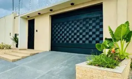 Casa para Venda em Aparecida de Goiânia, Vila Brasilia, 3 dormitórios, 1 suíte, 1 banheiro, 4 vagas